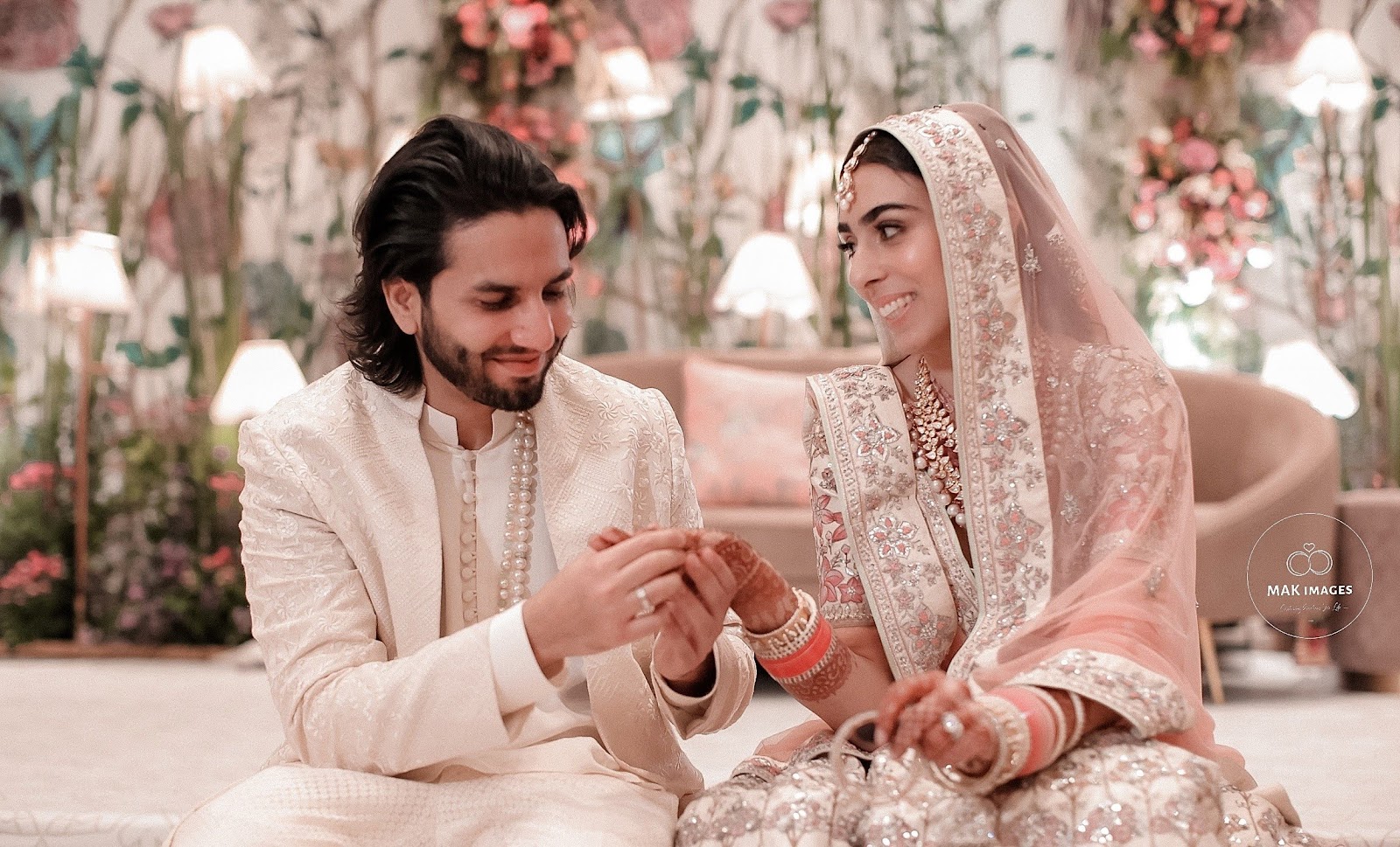 At this beautiful interfaith wedding, Hindu and Muslim customs came  together in Malibu | Vogue India