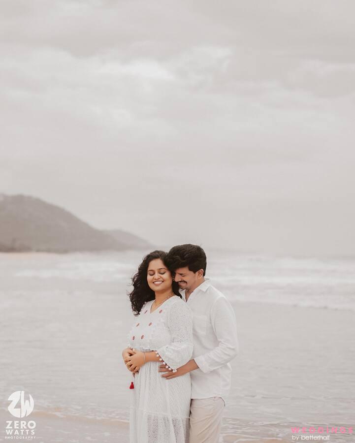 Happy Couple Posing Together On Beach Stock Photo 156880334 | Shutterstock