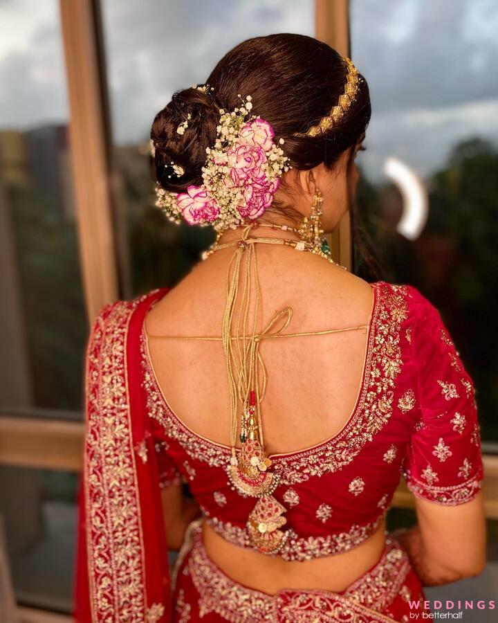 Indian Hairstyles for Wedding Saree/Lehenga in Red
