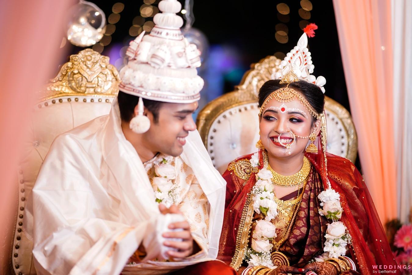 Pin by Ipshita on Indian wedding bride | Indian wedding bride, Indian  wedding poses, Bride photography poses