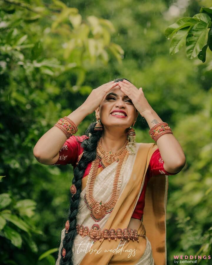 Photo of South Indian bride posing on her wedding day