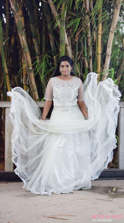 3,781 Likes, 3 Comments - Brides Of Kerala (@bridesofkerala) on Instagram: “ Bride Sruthi .… | Indian party wear gowns, Designer party wear dresses,  Long gown design