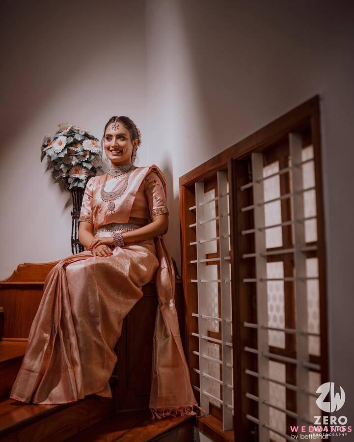 June 03,2018. Durgapur, India. An unidentified beautiful young Indian Model  Poses with Indian Bridal Make up Stock Photo - Alamy