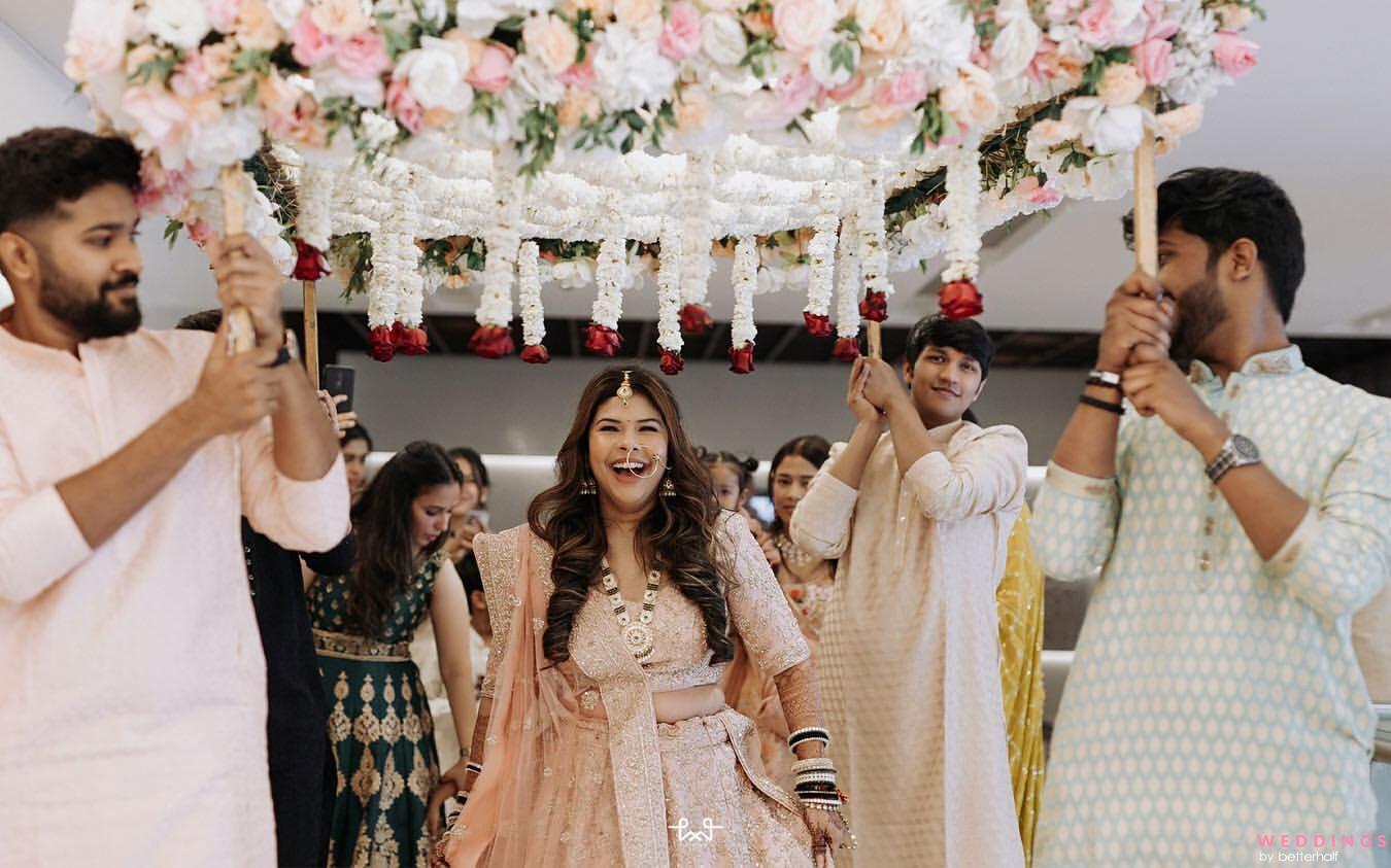 Trending: Alia Bhatt Wows As A Bridesmaid At Her BFFs Wedding! |  WeddingBazaar