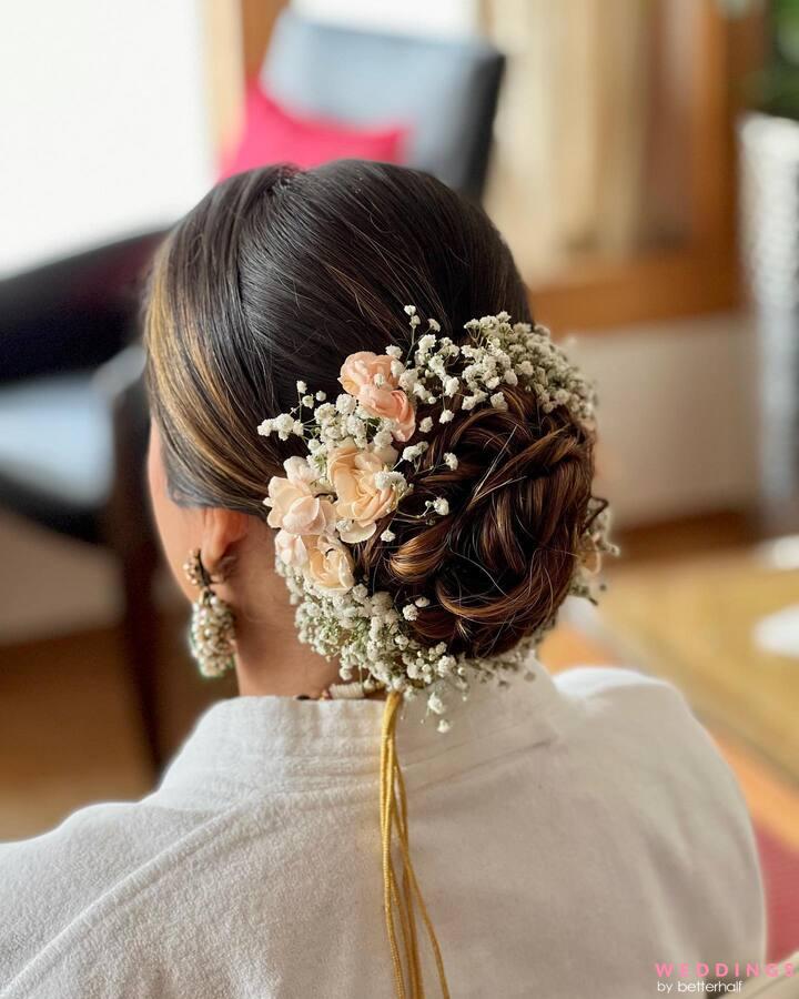 This Little Ethereal Flower Will Up Your Hairstyle Game This Wedding  Season! | Wrytin