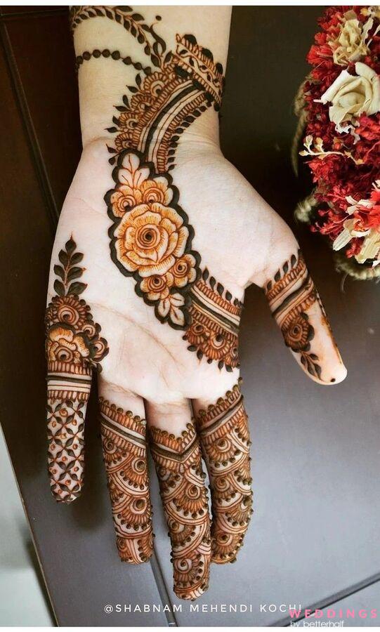 31 Beautiful Rose Mehndi Design That You Must Try