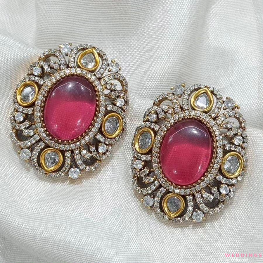 Pink Pearl Punjabi Earrings with Tikka for Wedding | FashionCrab.com