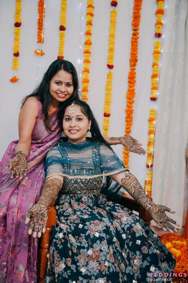 Mother-Daughter Dance: Anuradha Naimpally and Purna Bajekal are of two  generations, but they share one timeless tradition - Arts - The Austin  Chronicle
