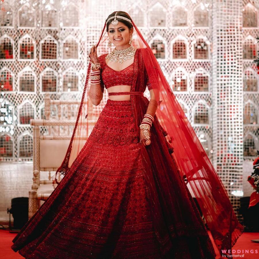 10 Stunning Red Bridal Lehengas To Have Perfect Look at Your Wedding! |  Bridal lehenga images, Lehenga images, Bridal lehenga red