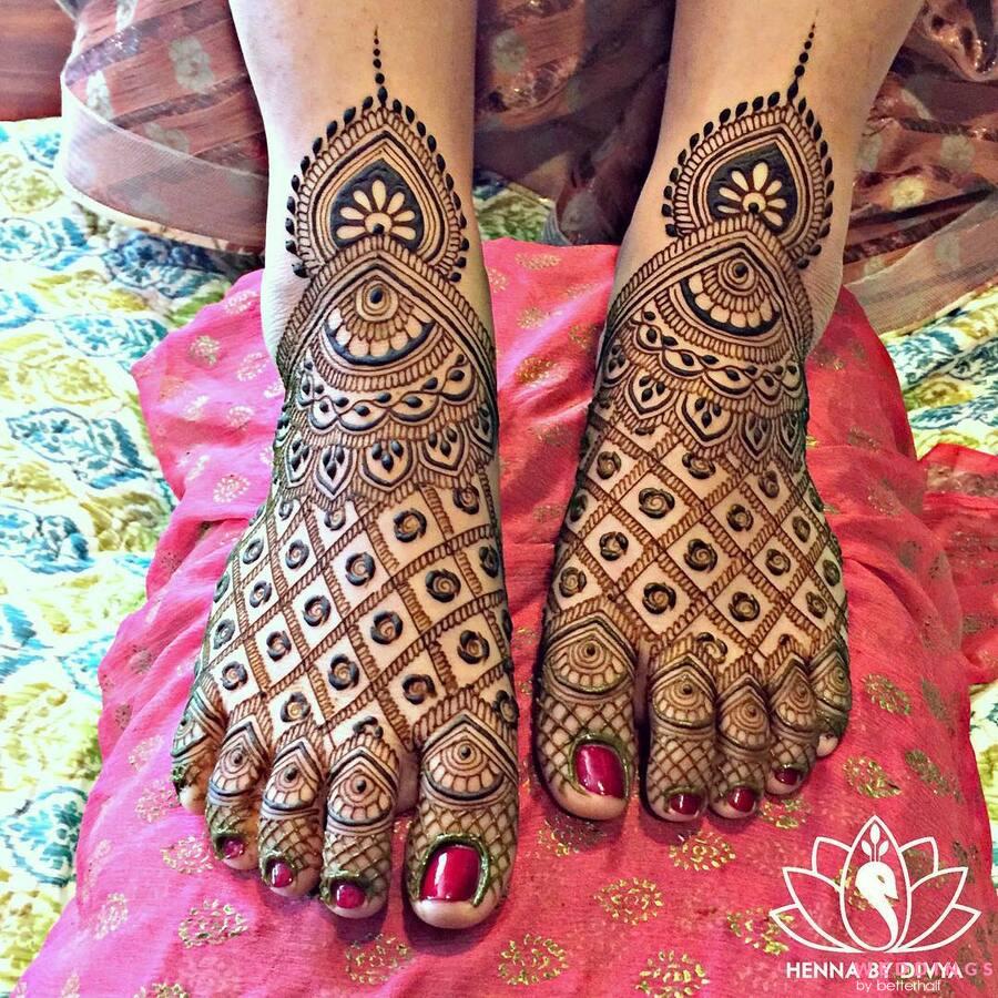 Top 70 Leg Mehndi Designs For Your Wedding | Wedding mehndi designs, Mehndi  designs bridal hands, Modern mehndi designs