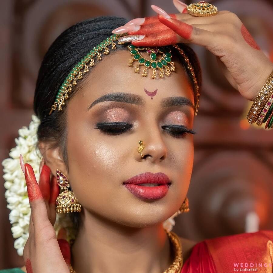 Maharashtrian , South Indian , Muslim Bridal Look by Sama's Makeup Artistry  | Bridestory.com