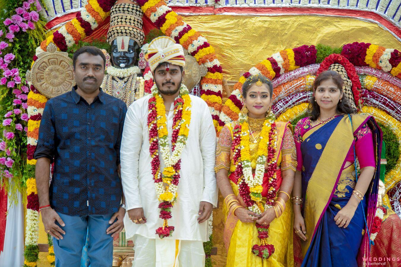 Hindu Wedding Ceremony Traditions | Couple Poses for wedding |Crystalline  Photography