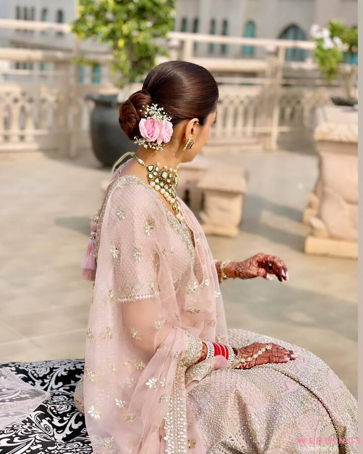 20 Modern Hairstyles for Lehenga Choli | Styles at Life