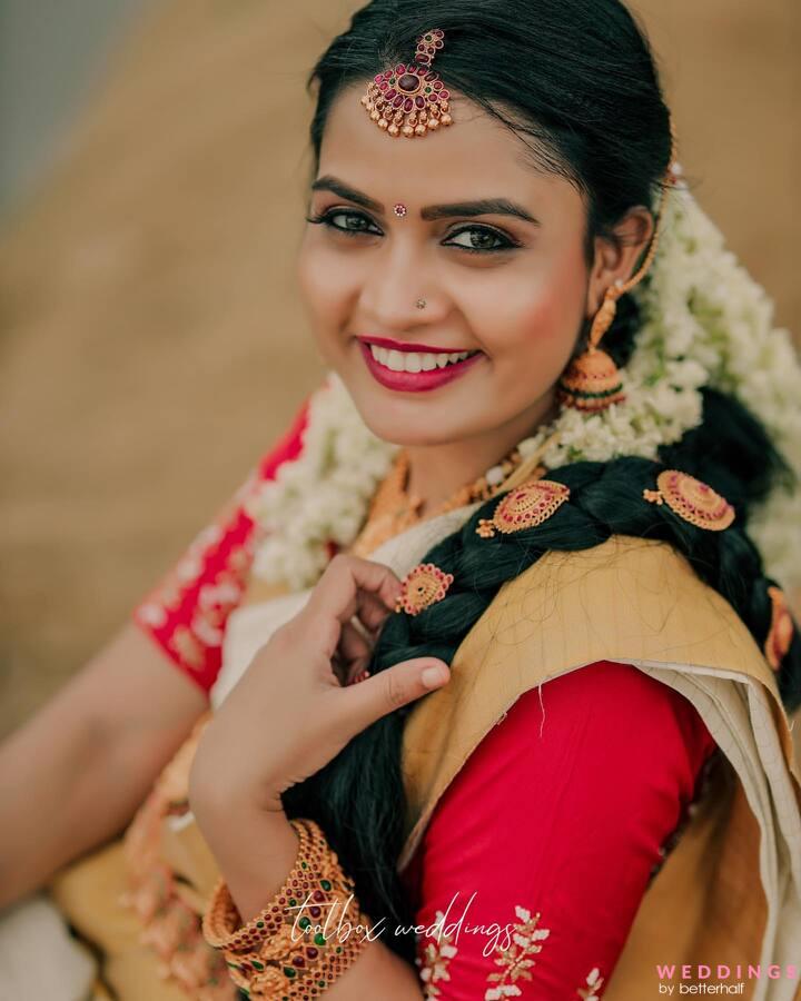 Wedding hairstyle and makeup. 280 wedding bridal makeup artists in Mumbai