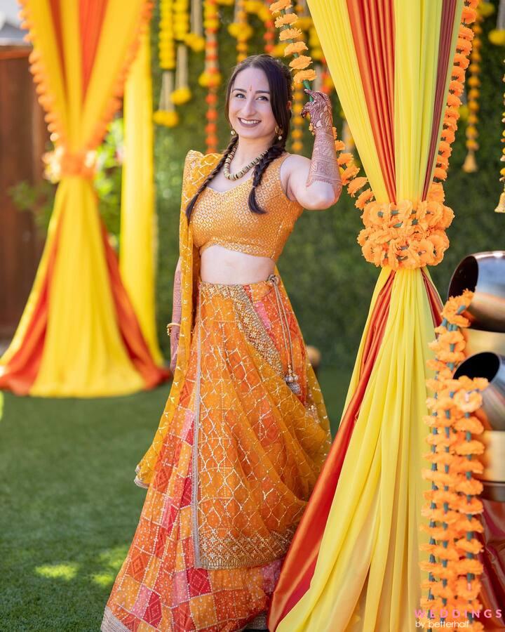 Navratri Lehenga Chaniya Choli : White and maroon print and ...