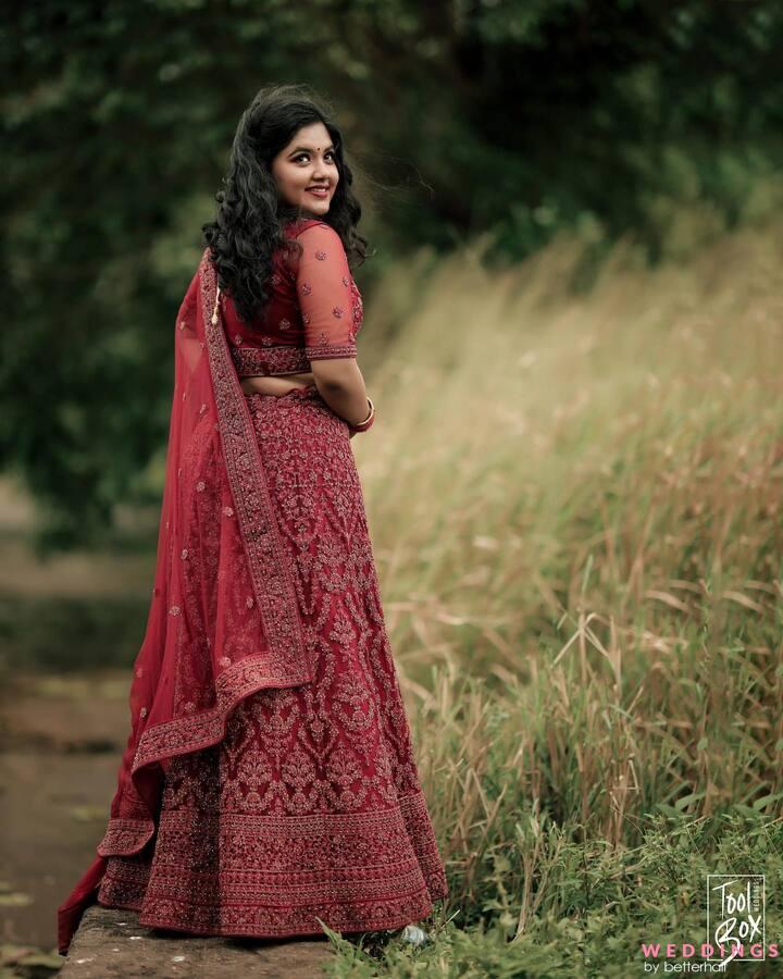 Beautiful Neha Kakker In Latesht Red Color Bollywood Bridal Lehenga Choli