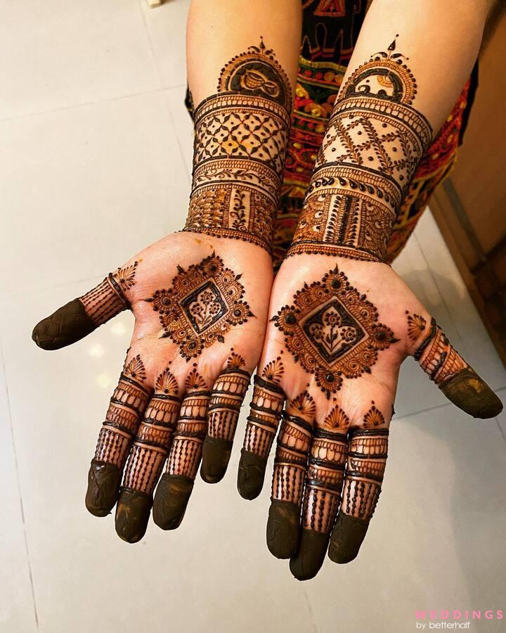 Intricate Mehndi Designs On Hands | Wedding henna designs, Mehndi design  images, Wedding mehndi designs