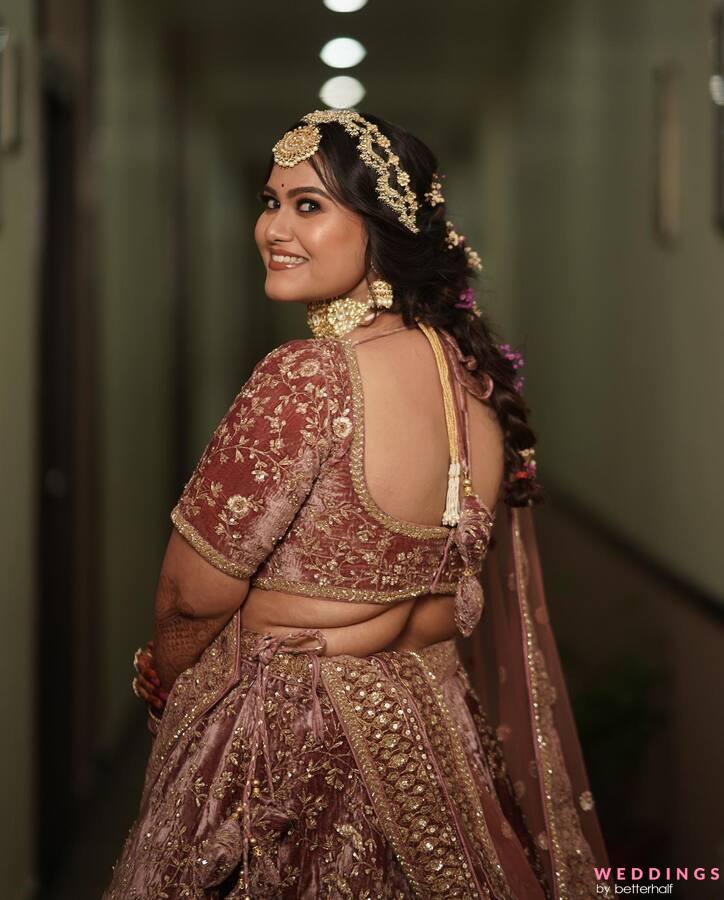 This nude pink Lehenga by @arbyrheakapoor is stealing our hearts 💕  #indianstreetfashion @indianstreetfashion #indianwedding… | Instagram