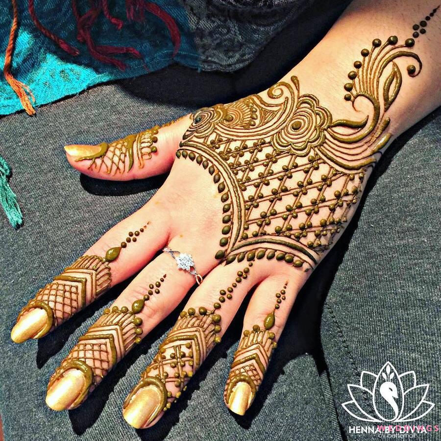 50 Most Attractive Rose Mehndi designs to try - Wedandbeyond | Rose mehndi  designs, Mehndi designs, Khafif mehndi design