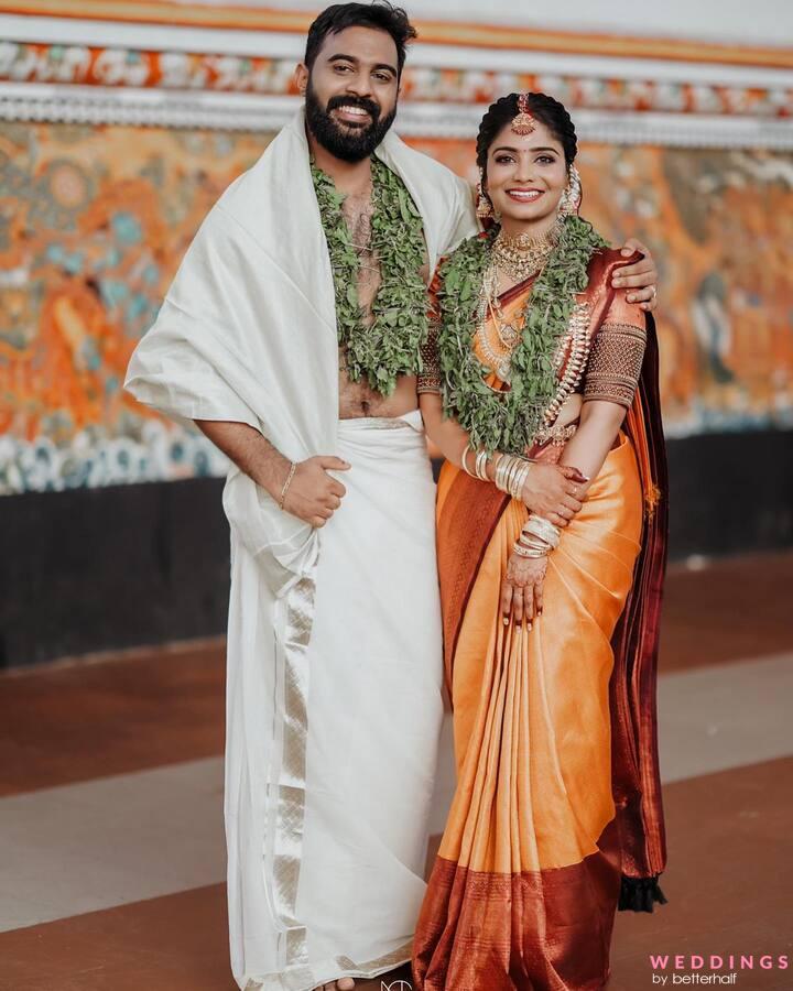 kerala saree : Mischievious bride gives cute poses | Kerala wedding  photography, Indian wedding photography poses, Bride photoshoot