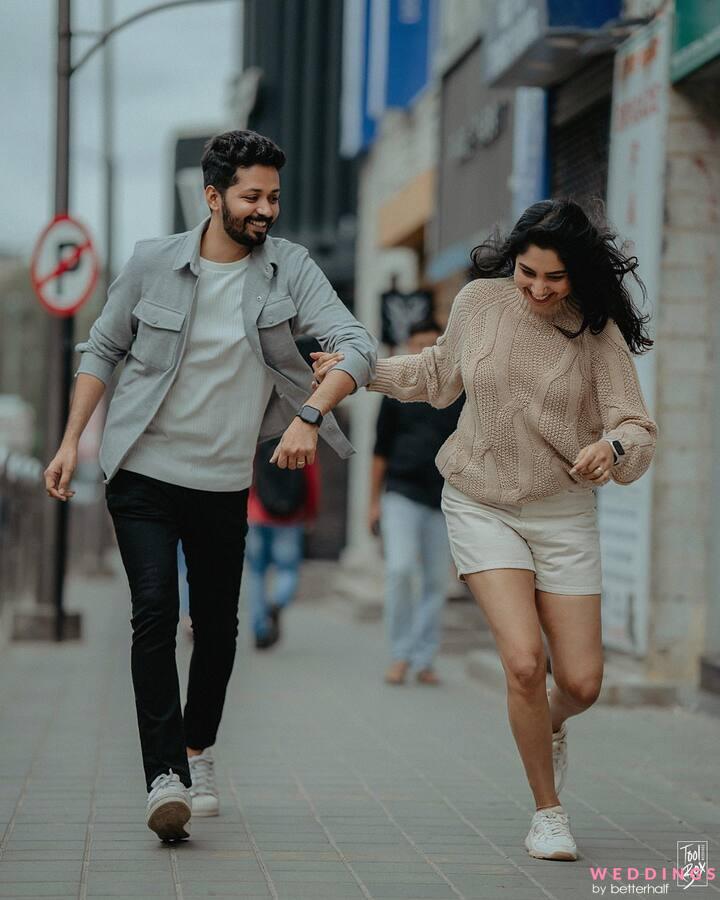 Couple Posing Fashion Style On Yellow Stock Photo 622729748 | Shutterstock