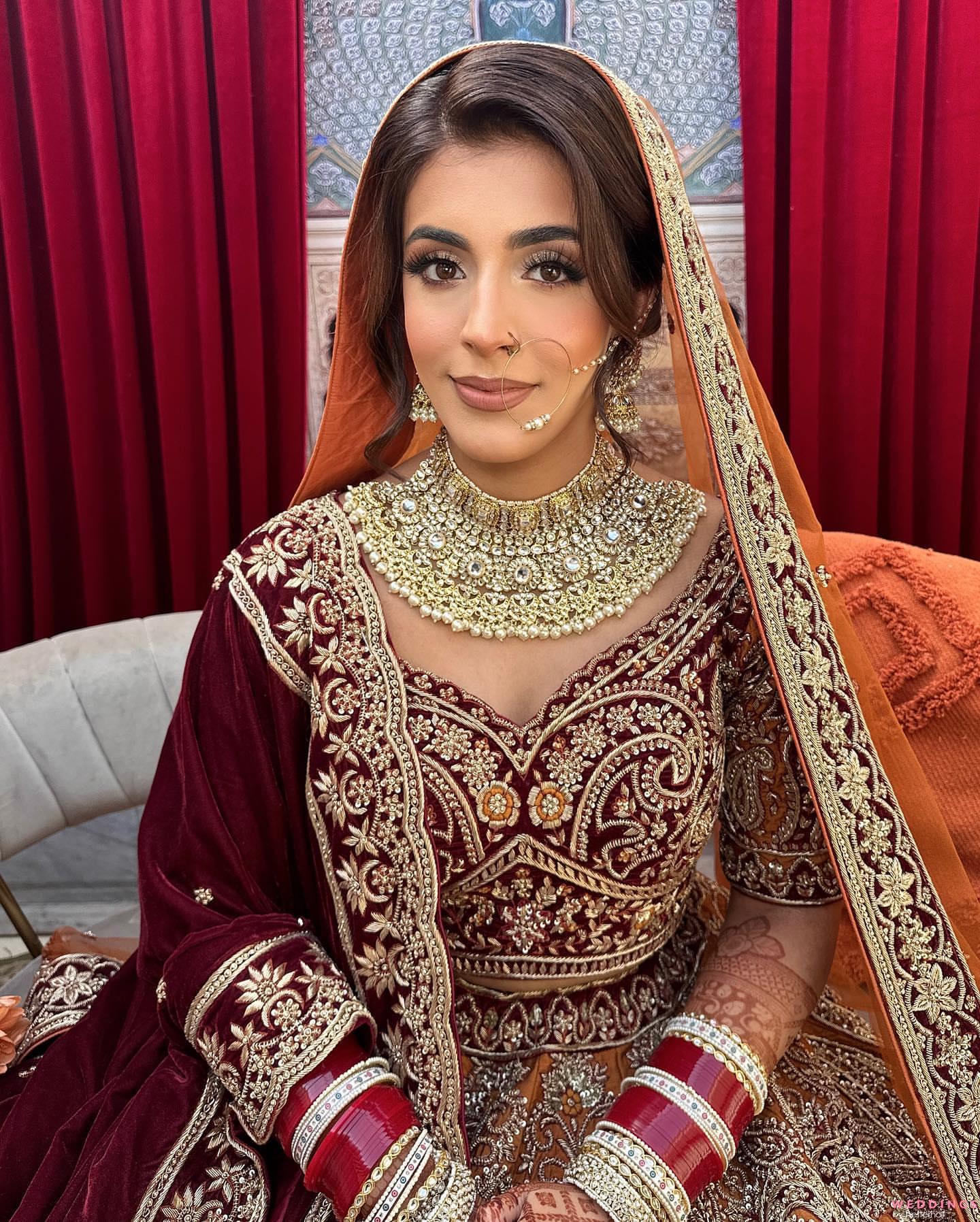 Punjabi bride sitting Stock Photo - Alamy