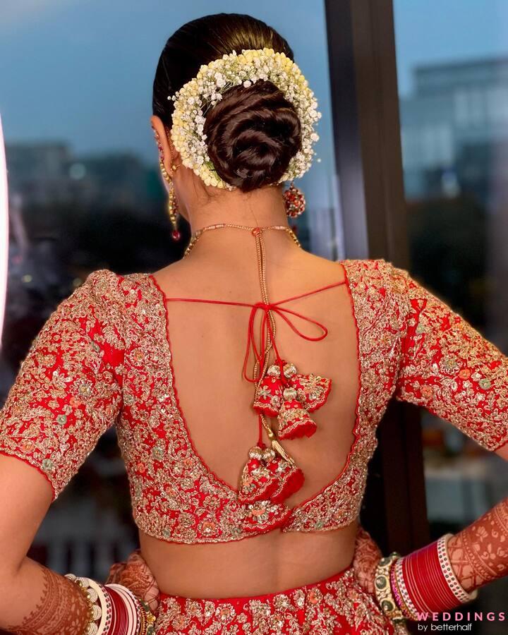 Gorgeous And Stunning Gajra Hairstyles You Need To Pin Down For Your  Wedding – Wedding Updates