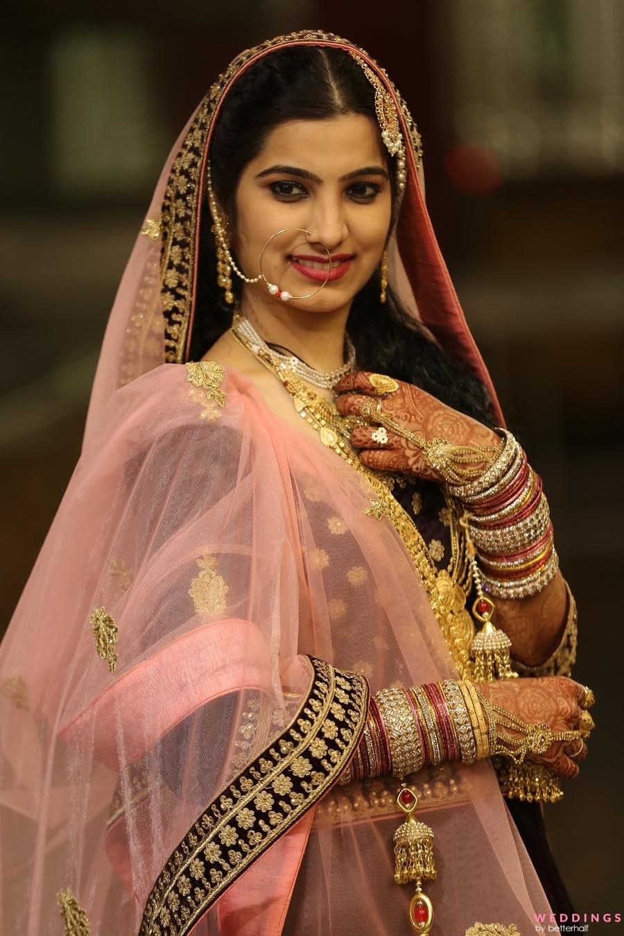 10 Wedding Posing Ideas | Indian Bridal Portrait | Photoshoot - YouTube