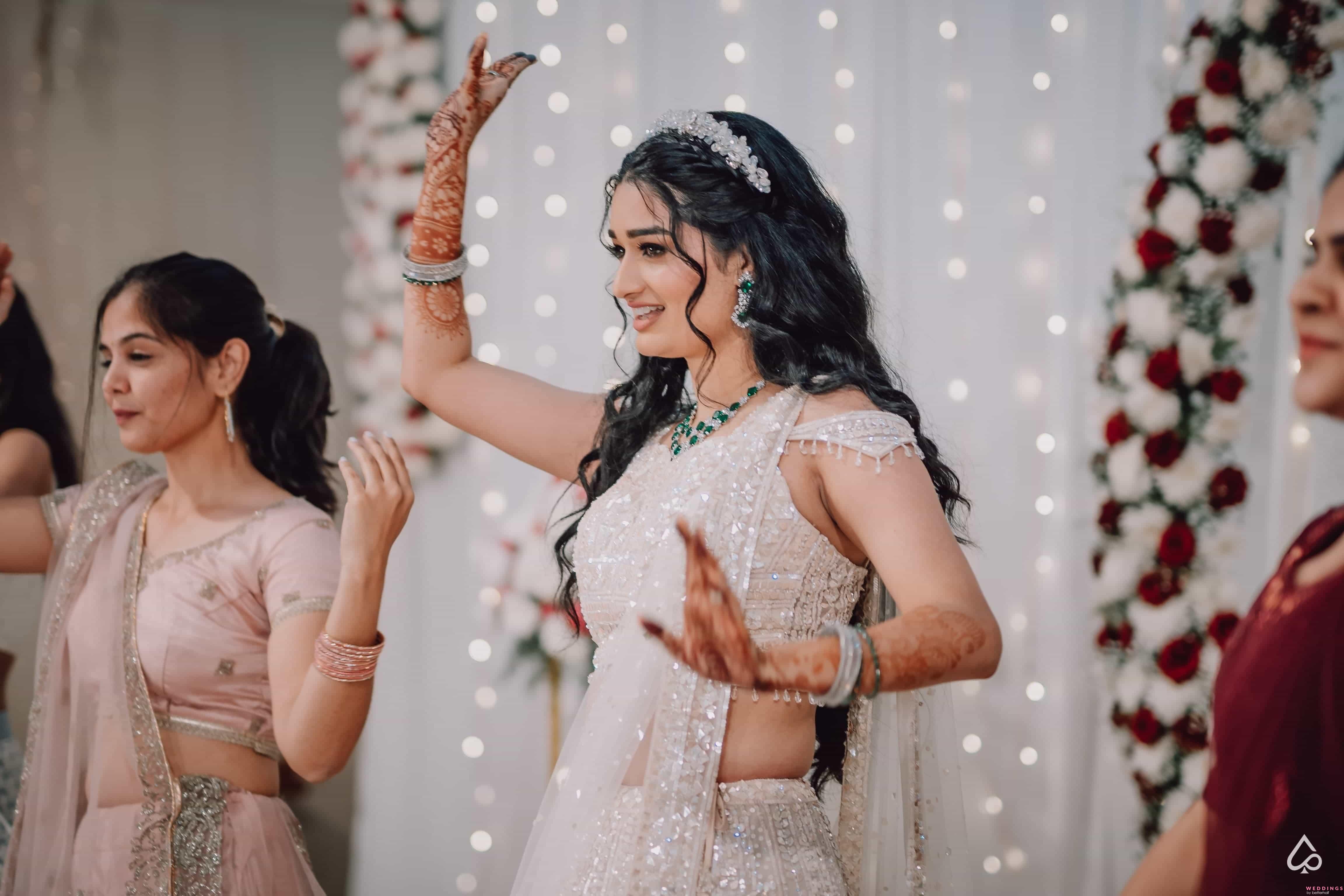 21+Trending South Indian Bridesmaids Photoshoot To Grab Ideas From For  Perfect Bride Tribe Photo! - Wish N Wed