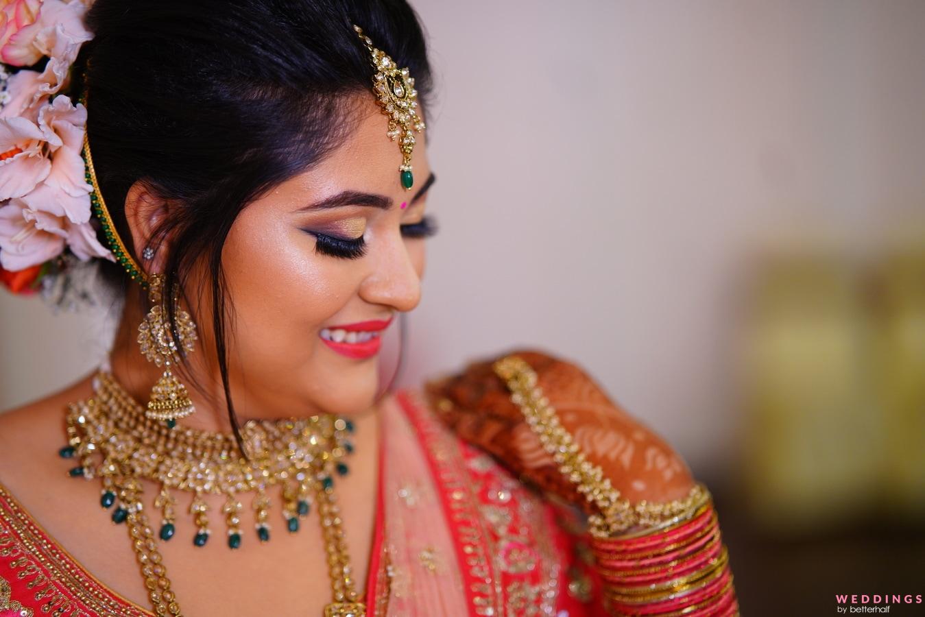 Image of An Indian Woman With Bridal Makeup-BK763117-Picxy