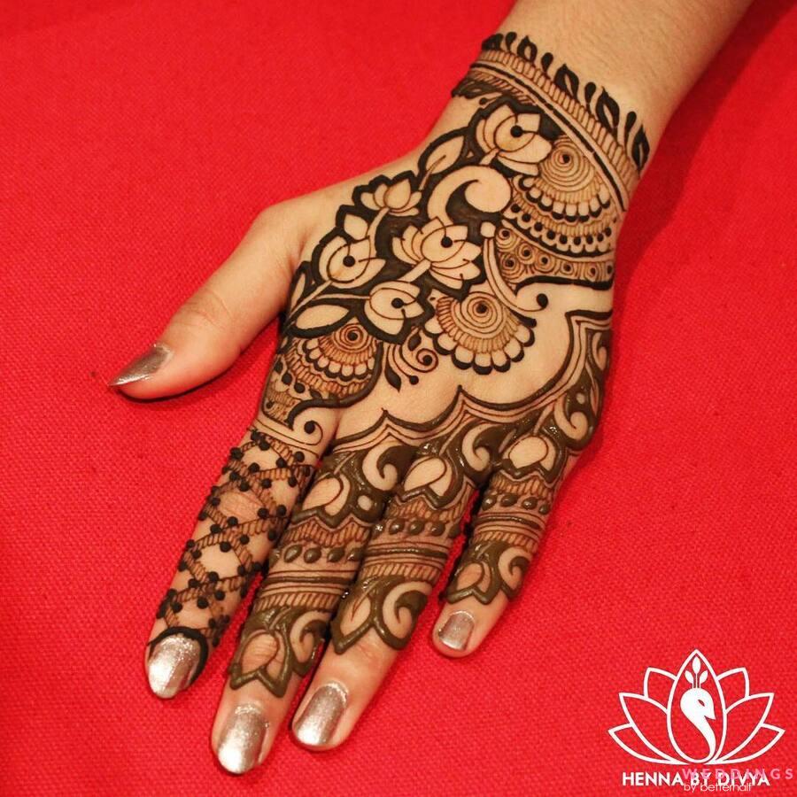 Top 180+ Simple Mehndi Designs | WeddingBazaar