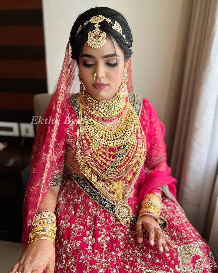 Looking the prettiest ever , on her big day ❤️💕 Makeup -  @glamup_with_krati Outfit - @sudhirbhaisareewala Jewellery - @krystal... |  Instagram