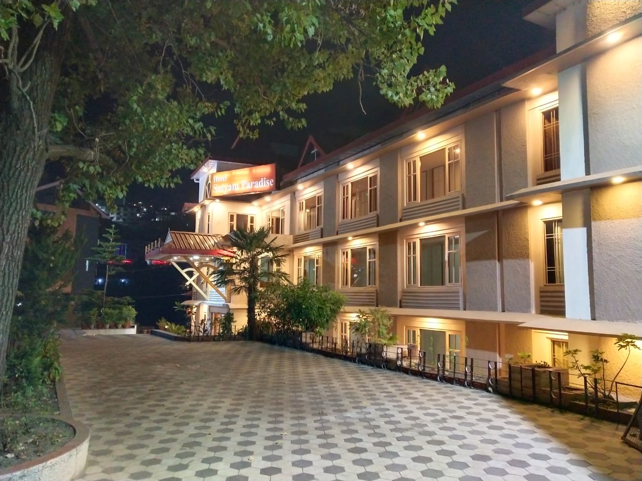 Hotel Satyam Paradise - Wedding Venue in Kachi Ghatti, Shimla