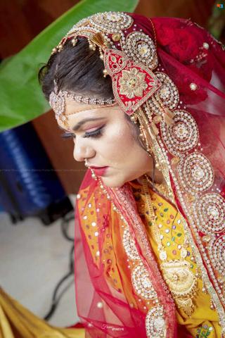 Brides-to-Be, Strike a Pose: 55+ Solo Bridal Photo Ideas | Bridal poses,  Indian bride poses, Bridal portraits